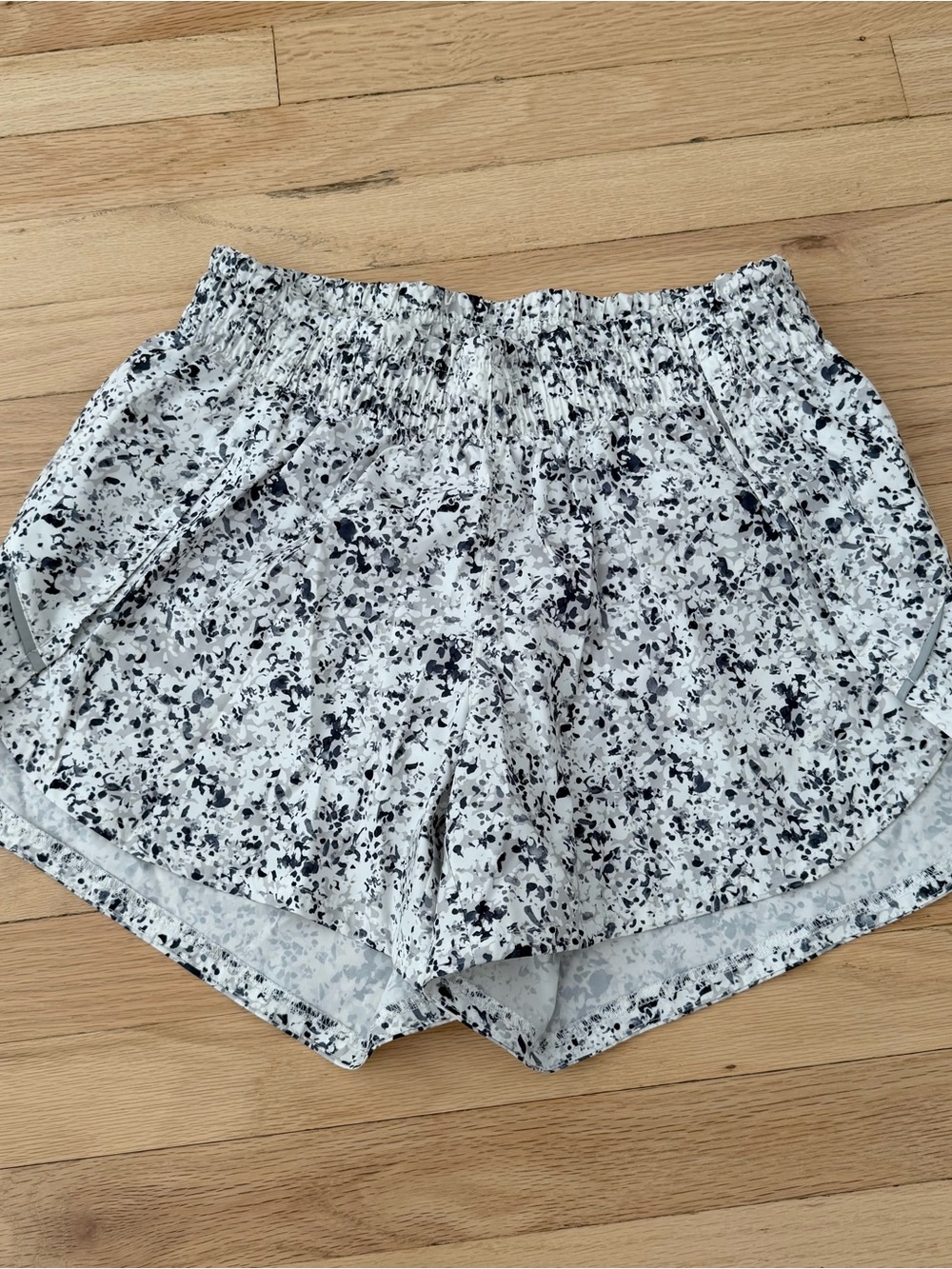 ATHLETA White and Black Speckle Athletic Shorts